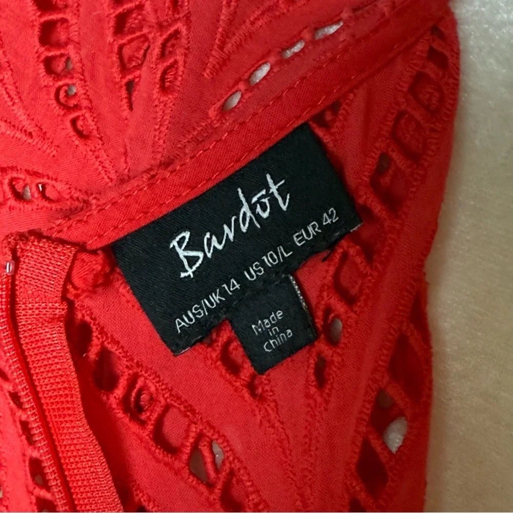 Bardot Kira Red Eyelet Ruffle Dress Size 10/L - Picture 13 of 14